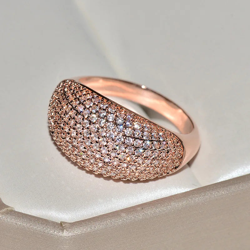 Elegant Gold Diamond Ring™