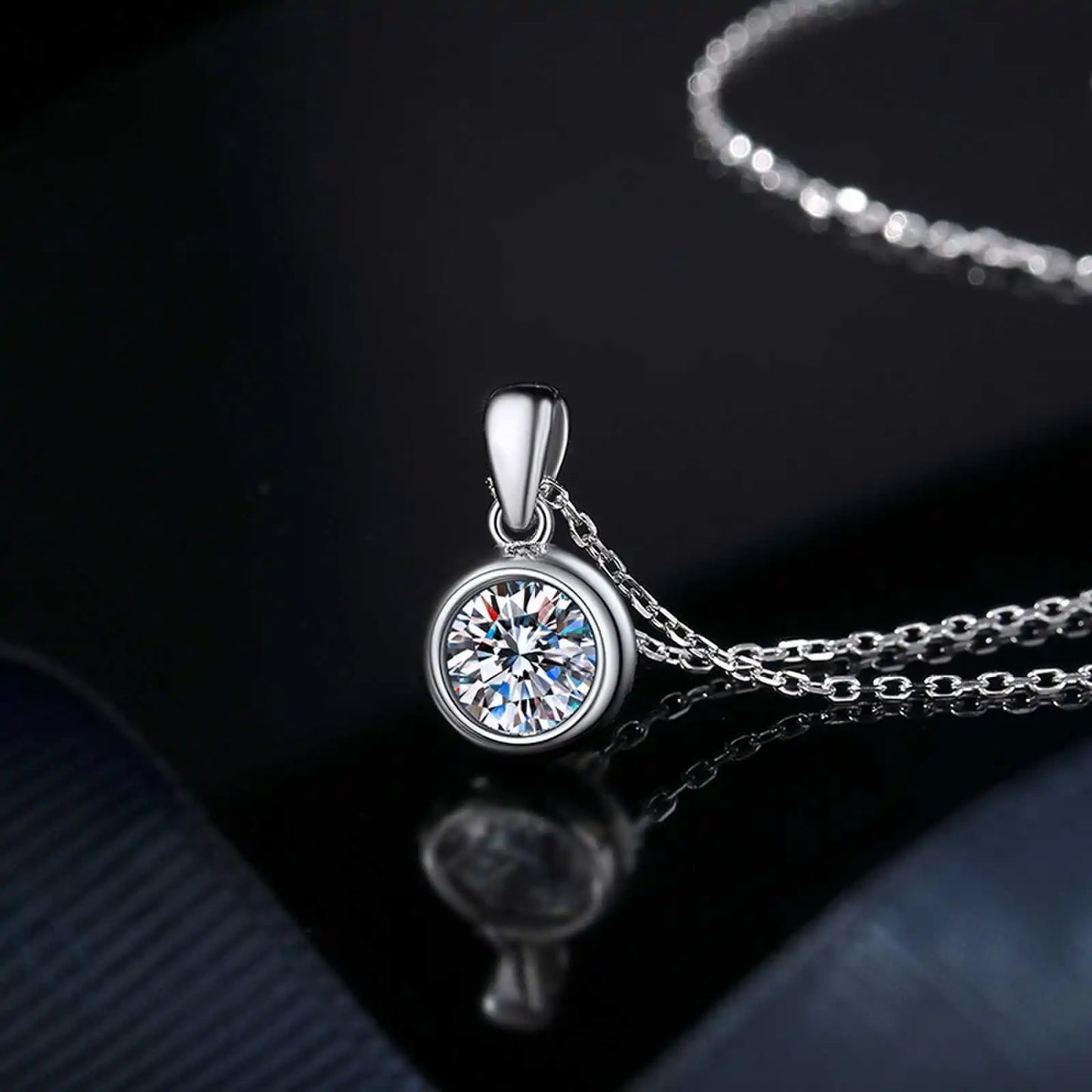 Elegant Moissanite Pendant Necklace™